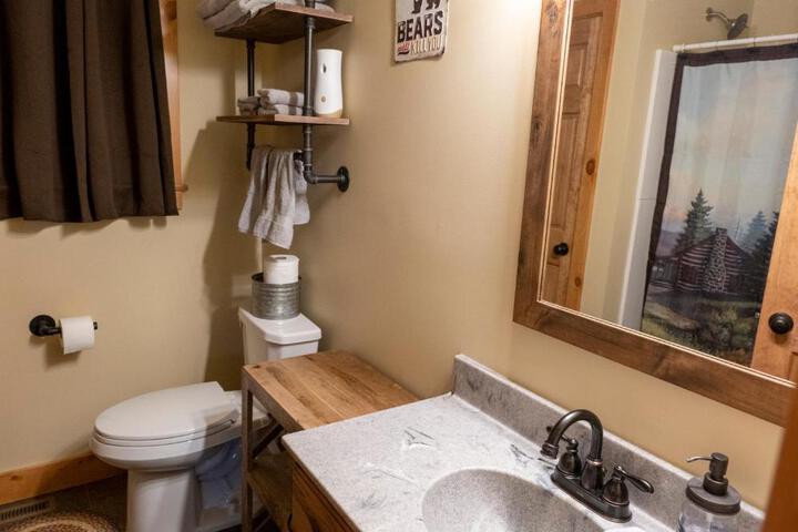 NEW!! House Near Raystown Lake in Peaceful Wooded Area