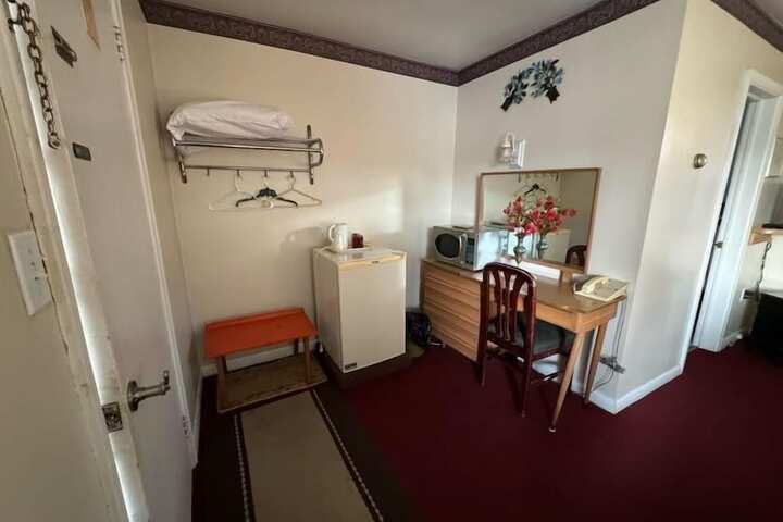Room 20 of 30