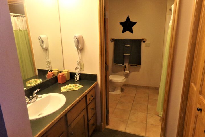 Room 15 of 42