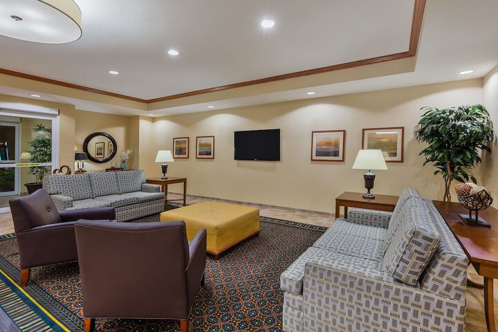 Hotel 4 of 34