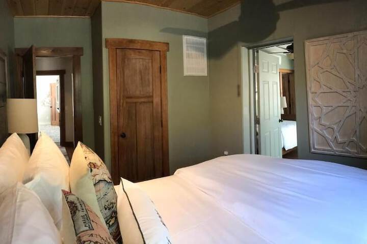 Room 55 of 117