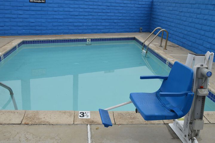 Pool 7 of 37