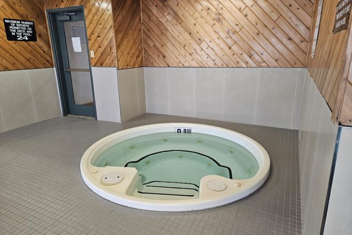 Pool 5 of 84