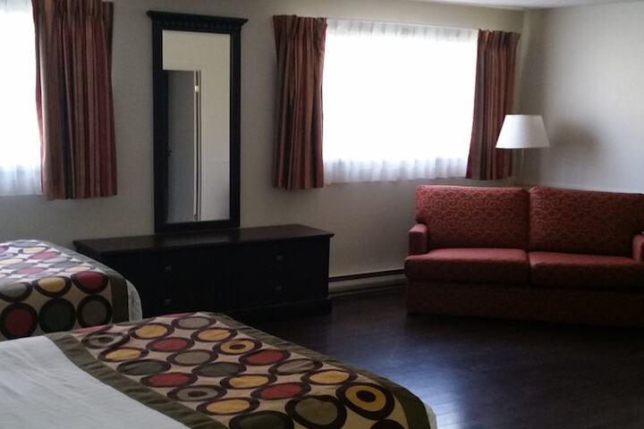 Room 28 of 37