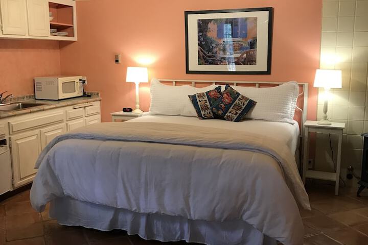 Room 12 of 72