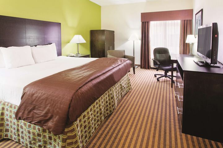 La Quinta Inn & Suites by Wyndham Columbus - Grove City