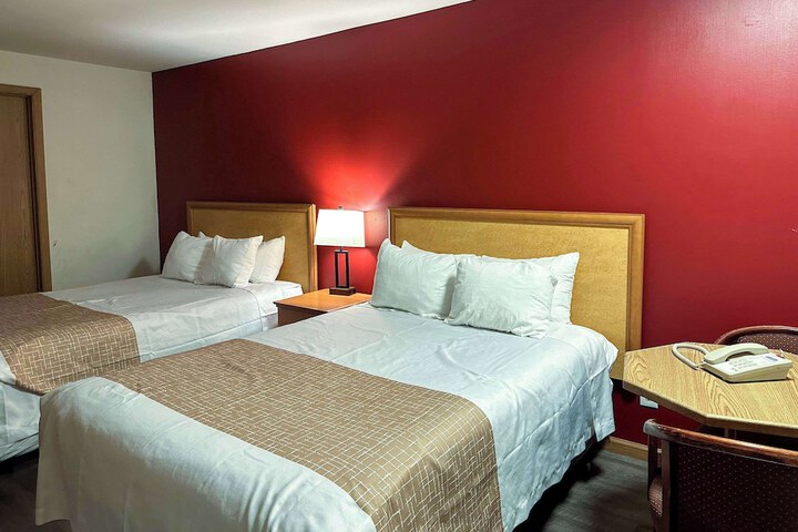 Room 15 of 34