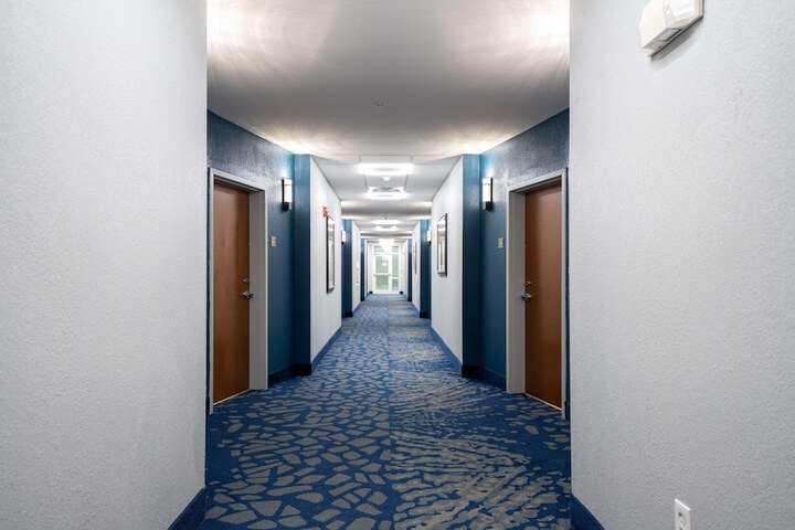 Room 26 of 48