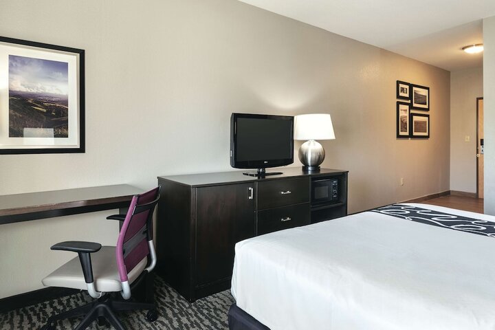 Room 25 of 44