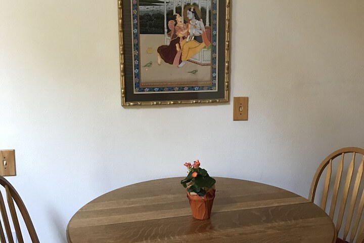 Room 27 of 74