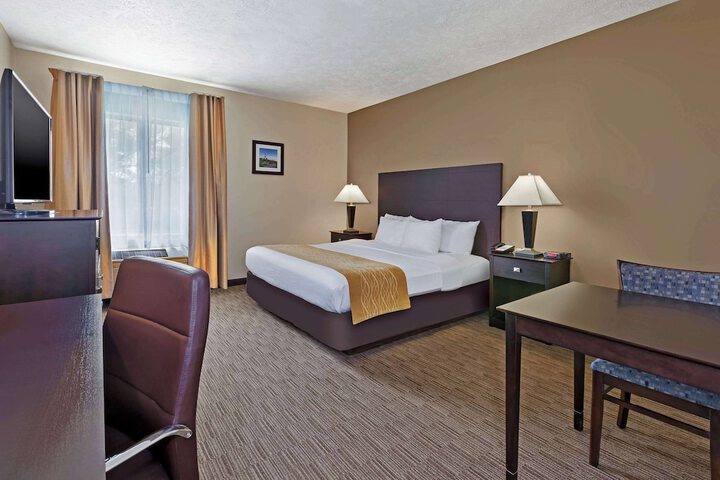 Room 17 of 23
