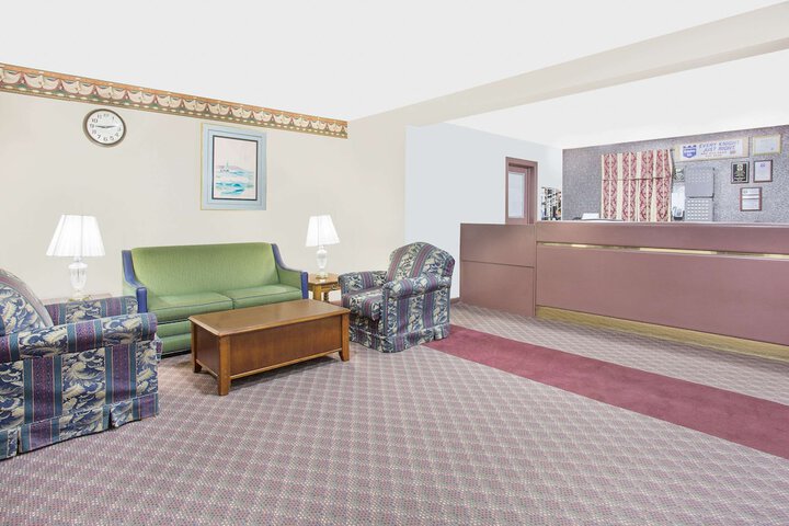 Hotel Interior 4 of 18