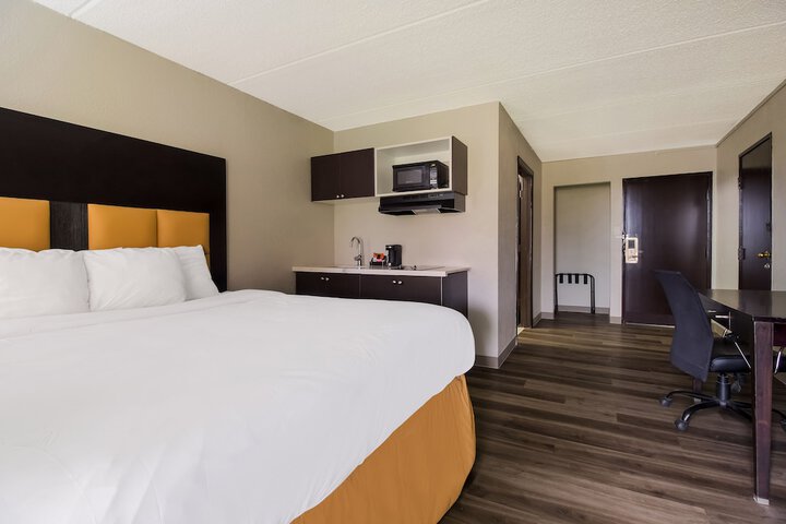 Room 20 of 53