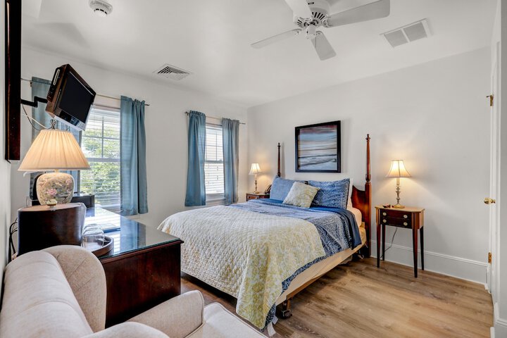 Room 30 of 191