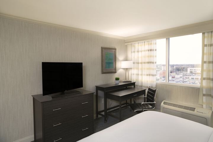 Holiday Inn Columbus Dwtn-Capitol Square by IHG