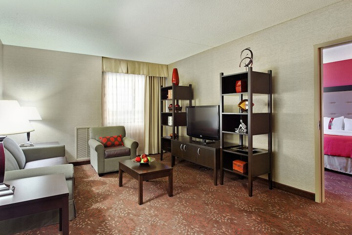 Holiday Inn Cincinnati Airport by IHG