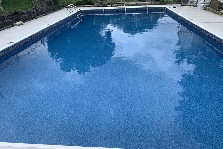 Pool 12 of 42