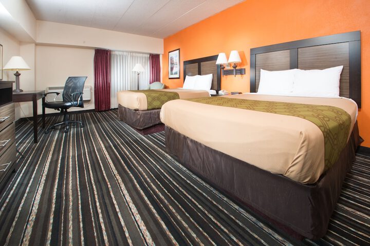 Room 13 of 37