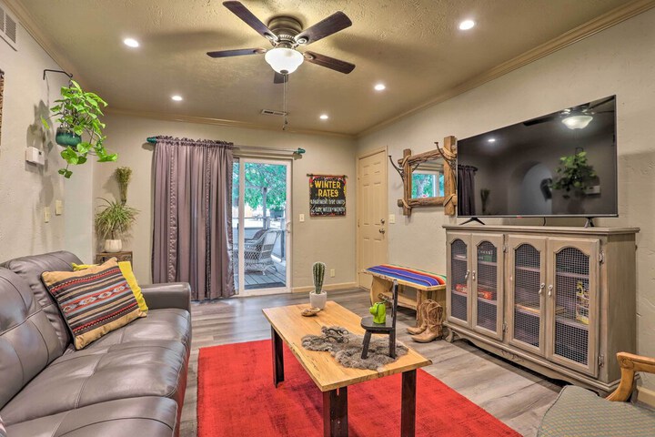 Colorado Cowboy Cottage: 12 Mi to Downtown Denver
