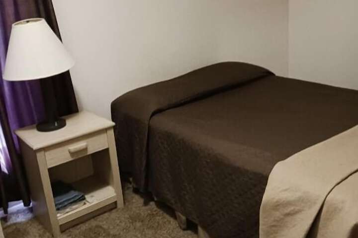 Room 42 of 46