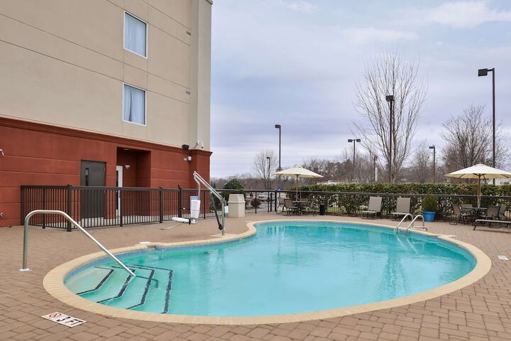 Pool 8 of 74