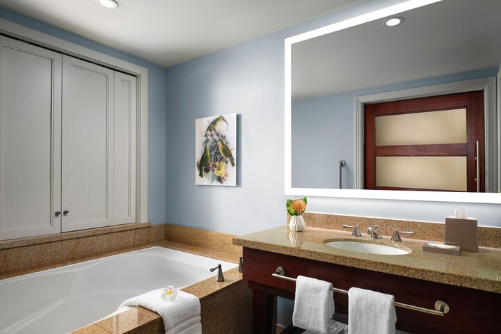Room 43 of 77