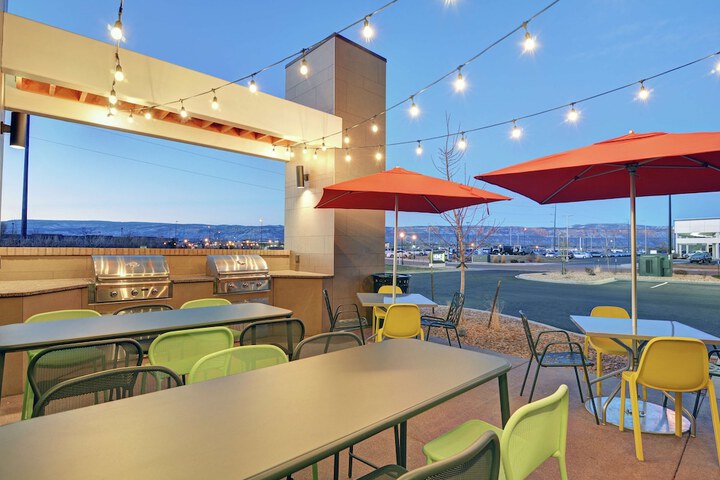Terrace/Patio 45 of 46