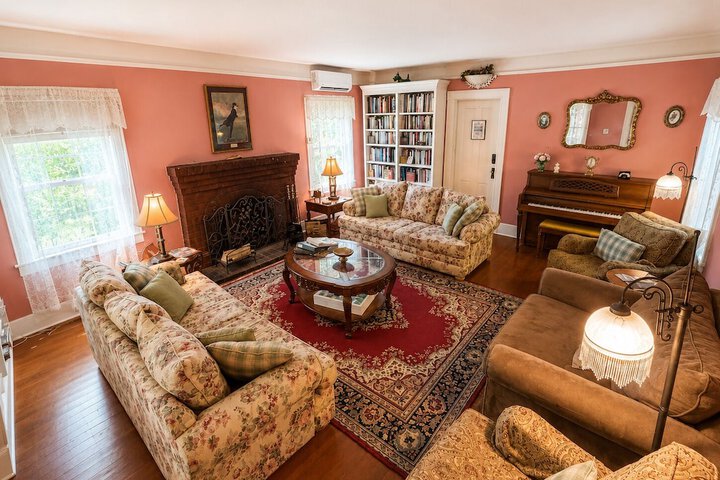 Glen Morey Country House B & B Inn