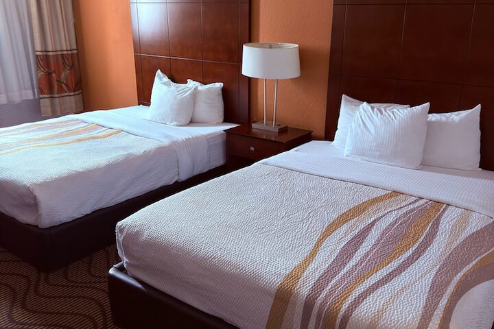 Mountain Valley Inn & Suites