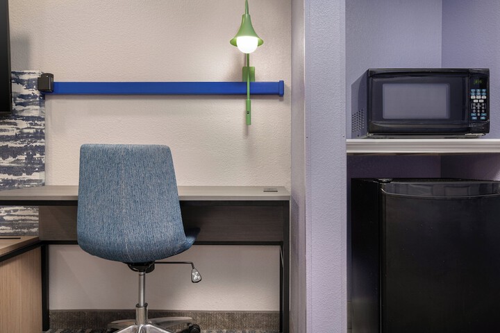 Garner Hotel Evansville East by IHG