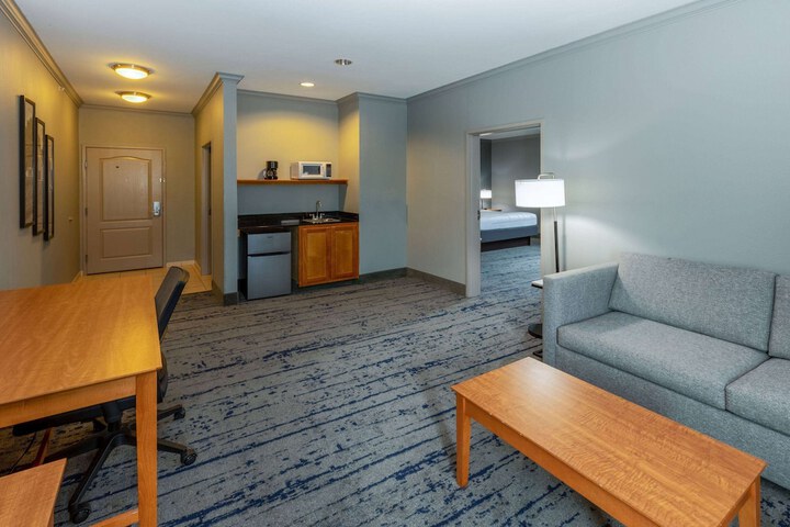 Room 19 of 26
