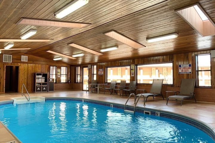 Pool 12 of 58