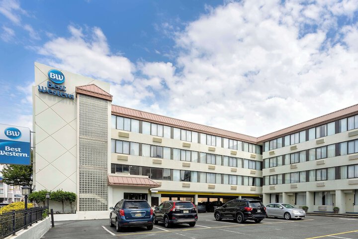 Hotel 3 of 31