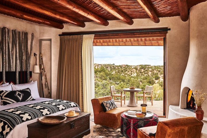 Bishops Lodge Auberge Collection