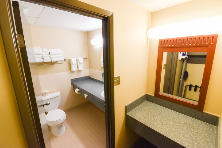 Room 11 of 42