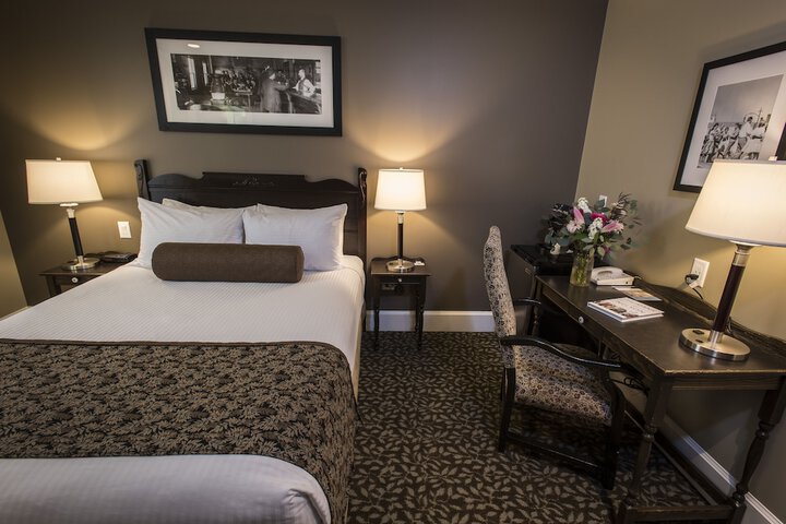 Hume Hotel & Spa