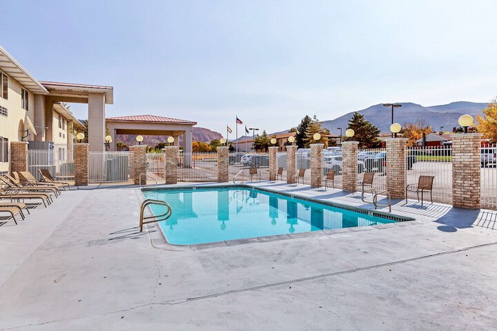Pool 7 of 46