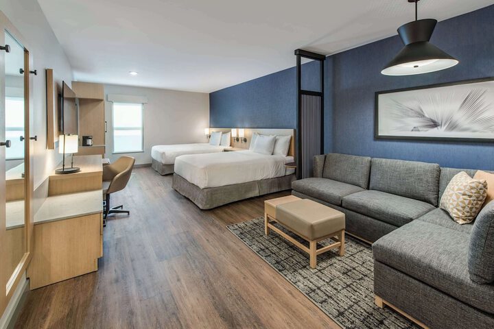 Room 20 of 39