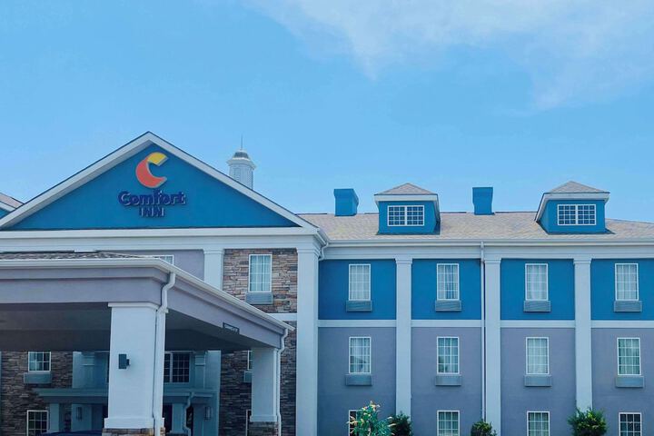 Hotel 3 of 53