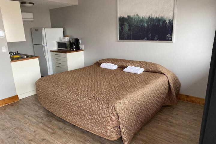 Room 11 of 29