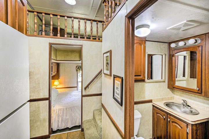 Cozy Gig Harbor Cottage 2 Mi to Case Inlet!