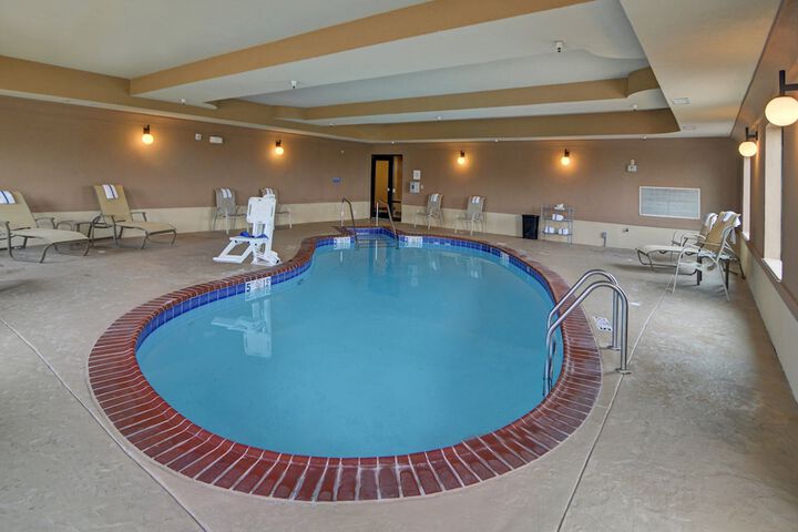 Holiday Inn Express & Suites Altus by IHG
