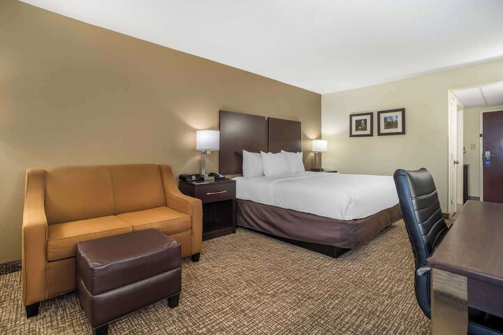 Comfort Inn & Suites Lake Norman