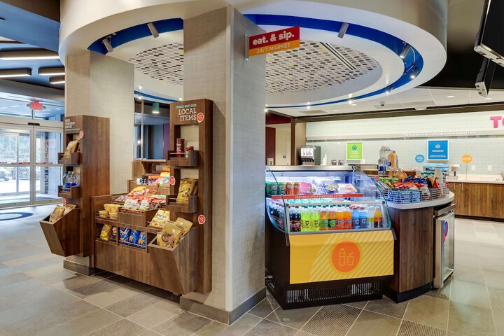 Tru by Hilton Raleigh Garner