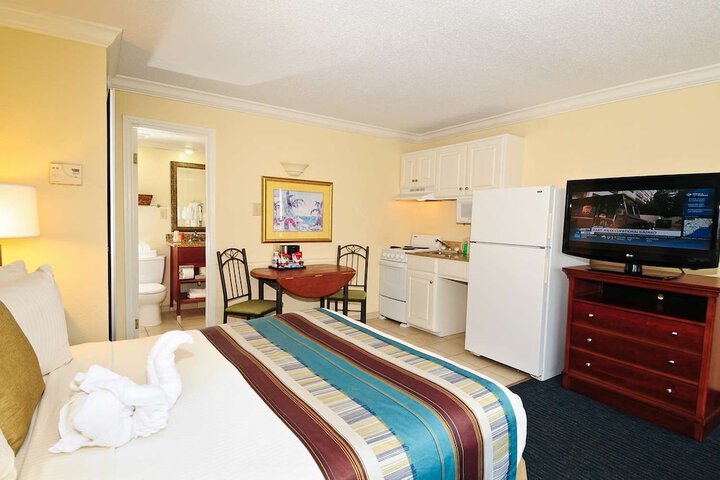 Room 66 of 80