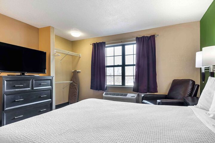 Room 16 of 31