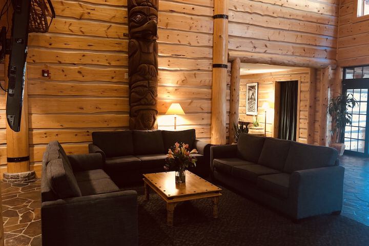 Heathman Lodge