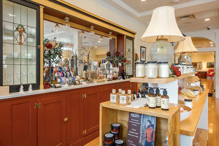 Gift Shop 63 of 71
