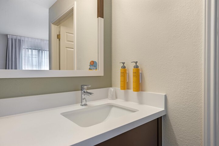 Sonesta ES Suites Portland Vancouver 41st Street