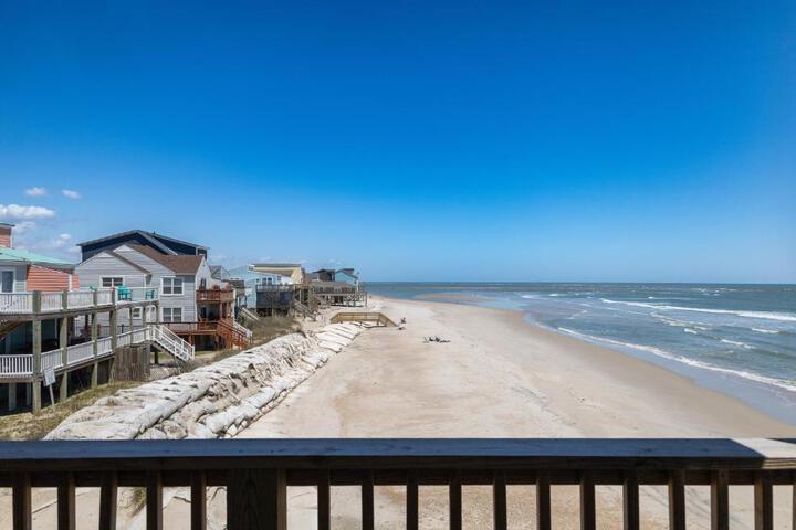 Embrace Oceanfront Elegance: Book Your Stay at Sunrise Oasis